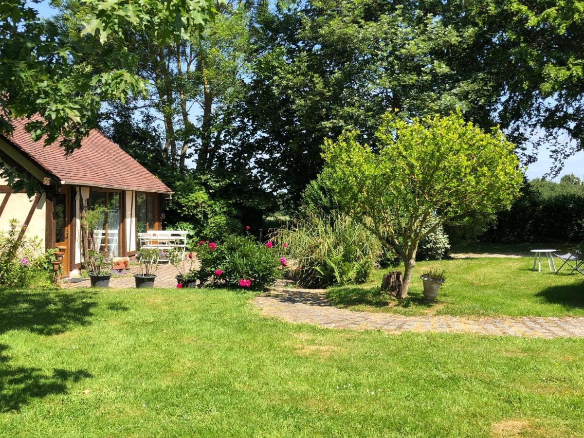 La Petite Saugere Villa Bosguérard-de-Marcouville Exterior foto